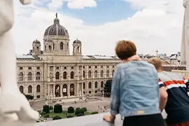Blick auf das Kunsthistorische Museum Wien von der Dachterasse des Naturhistorischen Museum Wien