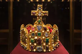Císařská pokladnice, koruna Svaté říše římské národa německého