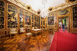 シェーンブルン宮殿 , 漆の間
